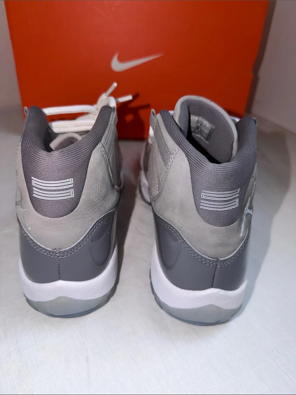 NWOT NIKE AIR JORDAN 11 RETRO COOL GREY 2021 SIZE 9 Men CT8012 005 Basketball